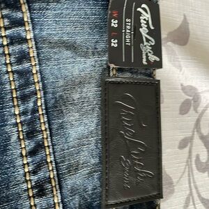 Mens true luck jeans, size 32/32 new with tags.classic stretch